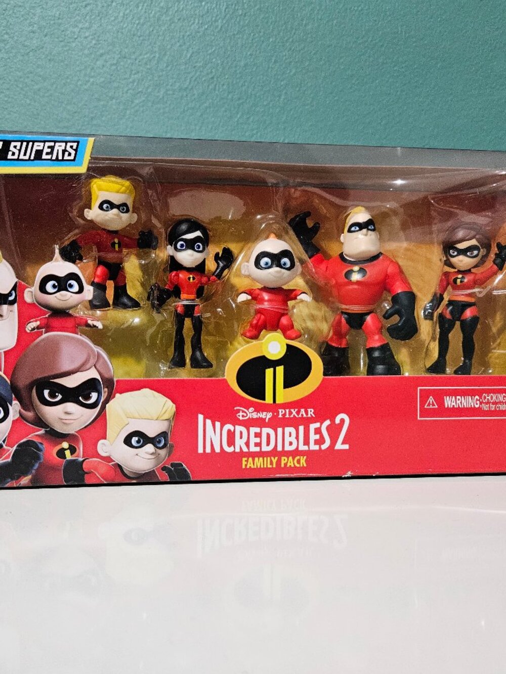 Incredibles 2 Jakks Pacific Junior Supers Family Pack Disney Pixar Figures 2018